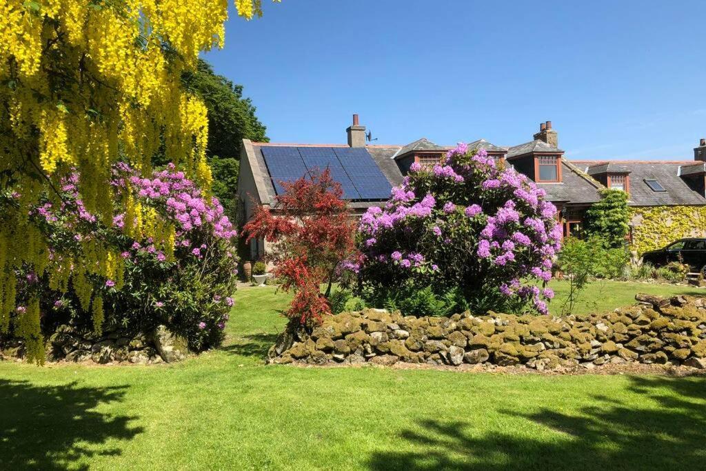 Serene Countryside Home With Manicured Gardens สโตนเฮเว่น ภายนอก รูปภาพ