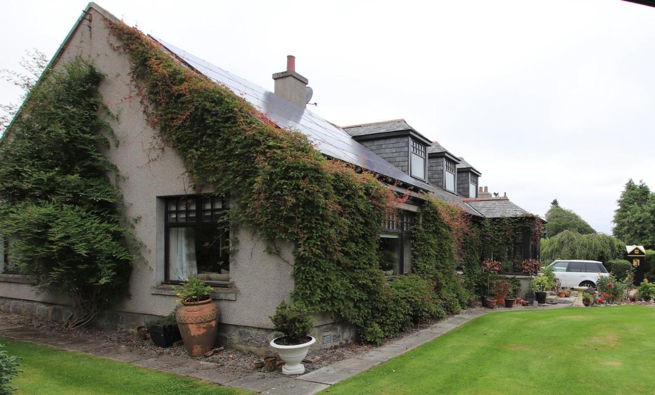 Serene Countryside Home With Manicured Gardens สโตนเฮเว่น ภายนอก รูปภาพ